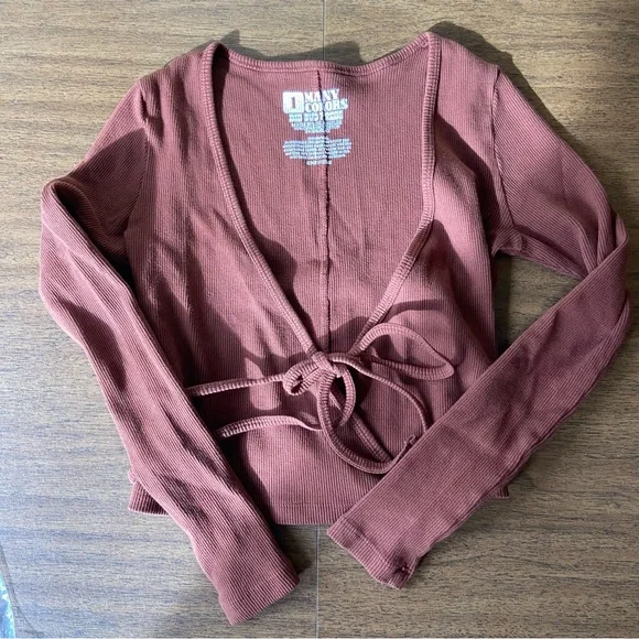 New Big Bud Press wrap top! - Picture 3 of 5